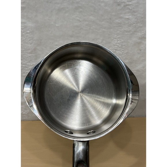 WearEver Stainless Saucepan Set 1 Qt + 2 Qt Glass Strainer Lids Double Spout - Picture 9 of 12